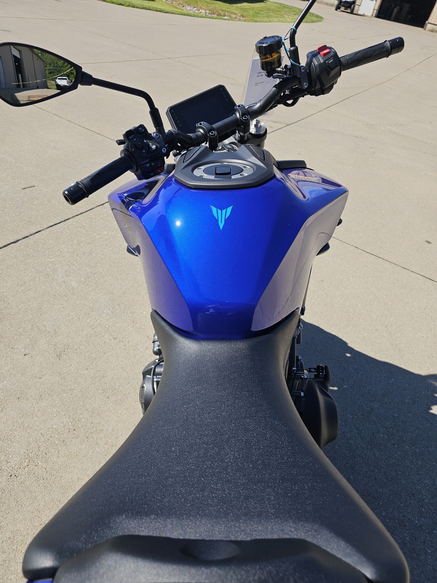 2024 Yamaha MT-09 in Bettendorf, Iowa - Photo 3