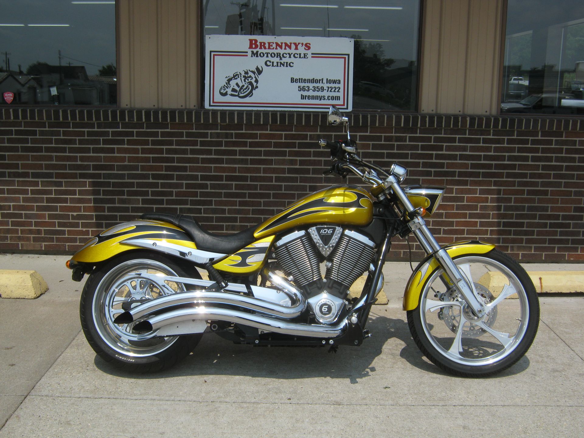 2010 Victory Vegas ''Jackpot'' Xtreem in Bettendorf, Iowa - Photo 1