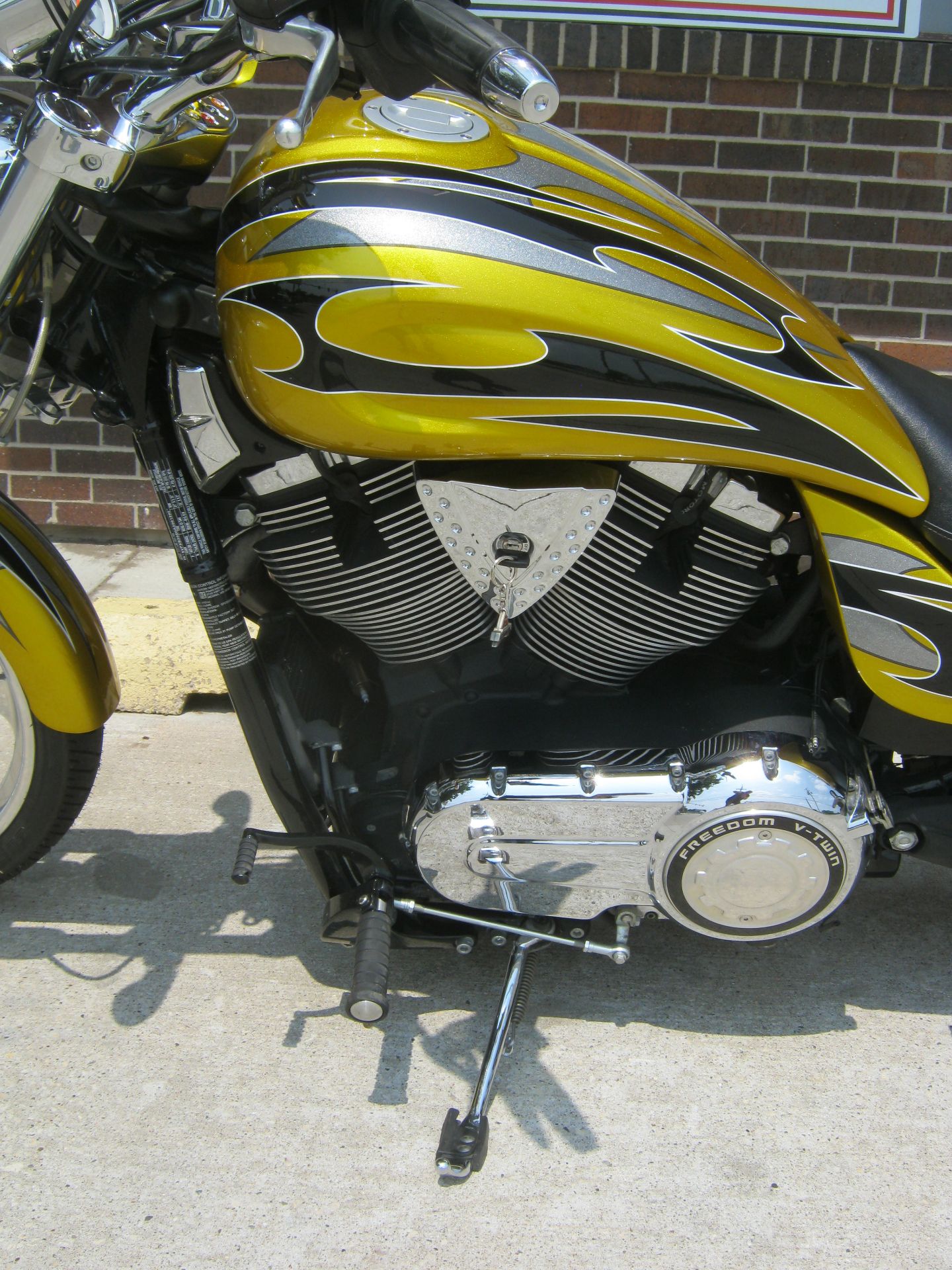 2010 Victory Vegas ''Jackpot'' Xtreem in Bettendorf, Iowa - Photo 19