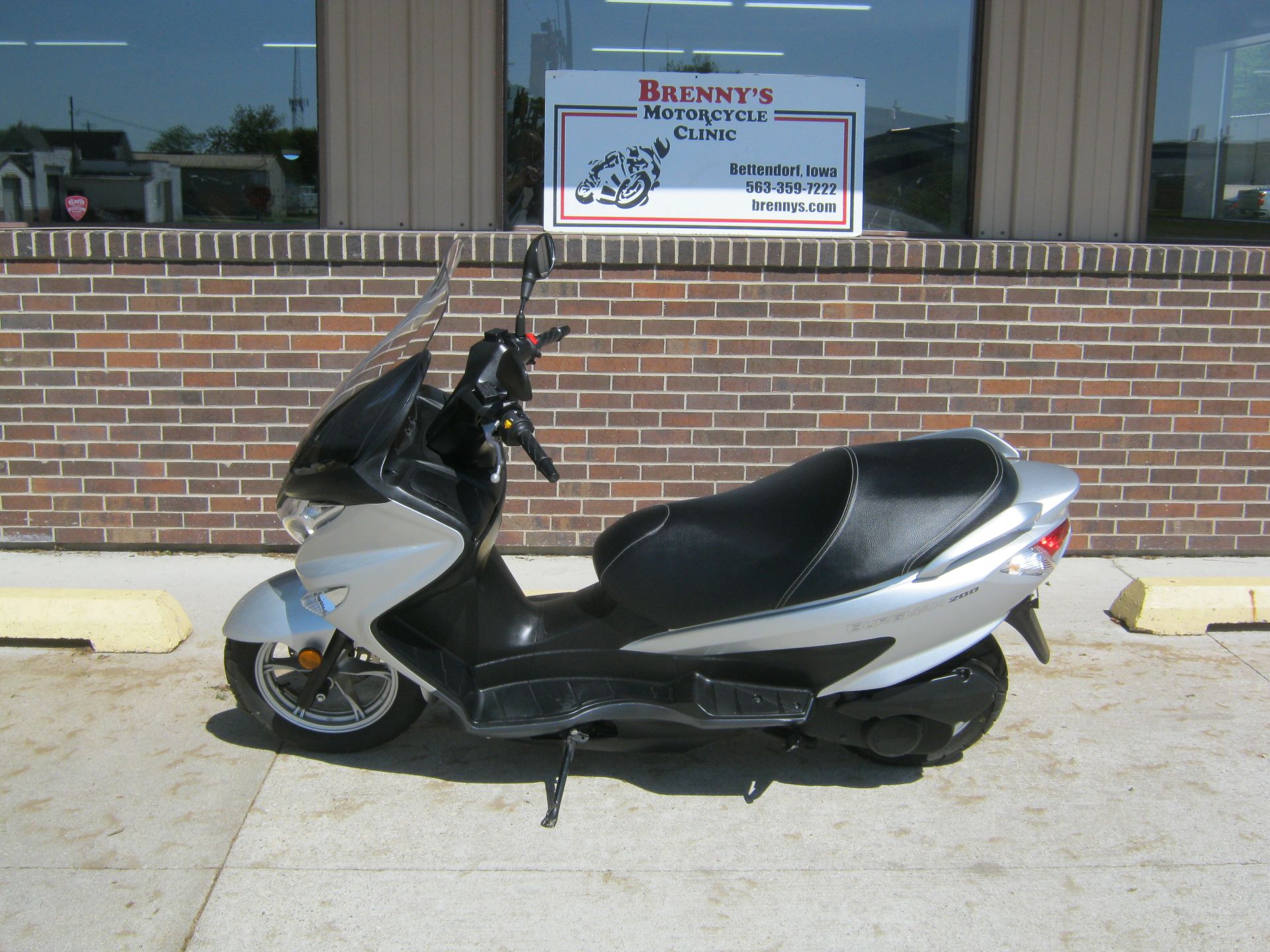 2014 Suzuki Burgman 200 in Bettendorf, Iowa - Photo 2