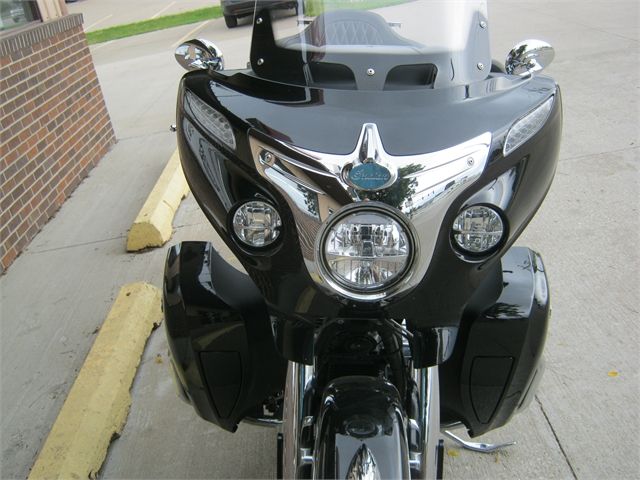 2021 Indian Motorcycle Roadmaster® in Bettendorf, Iowa - Photo 3