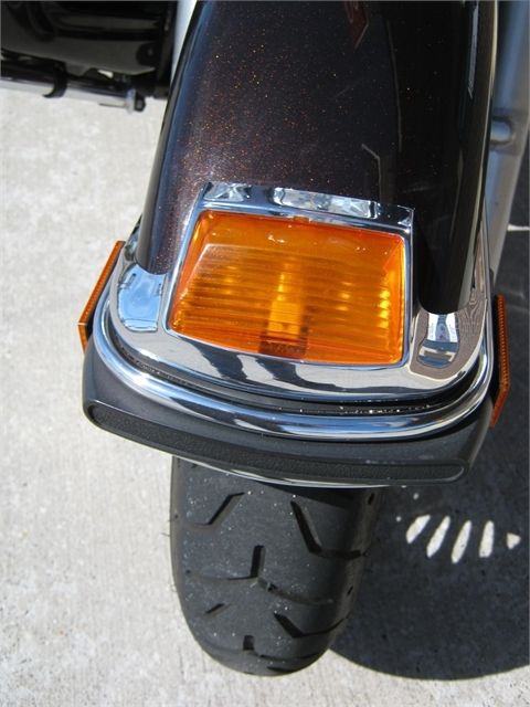 2011 Harley-Davidson Ultra Classic® Electra Glide® in Bettendorf, Iowa - Photo 9