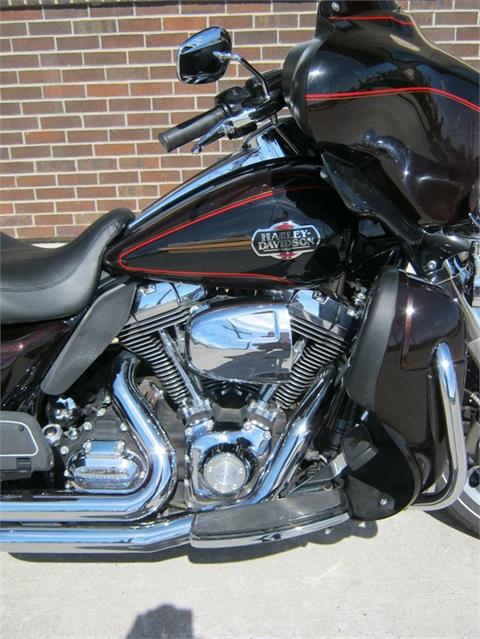 2011 Harley-Davidson Ultra Classic® Electra Glide® in Bettendorf, Iowa - Photo 16