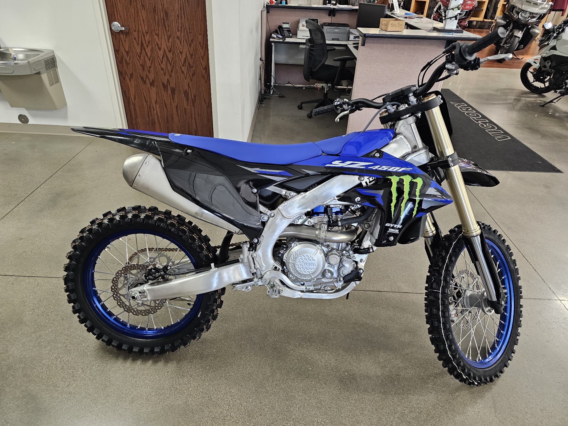 2025 Yamaha YZ450F Monster Energy Edition in Bettendorf, Iowa - Photo 2