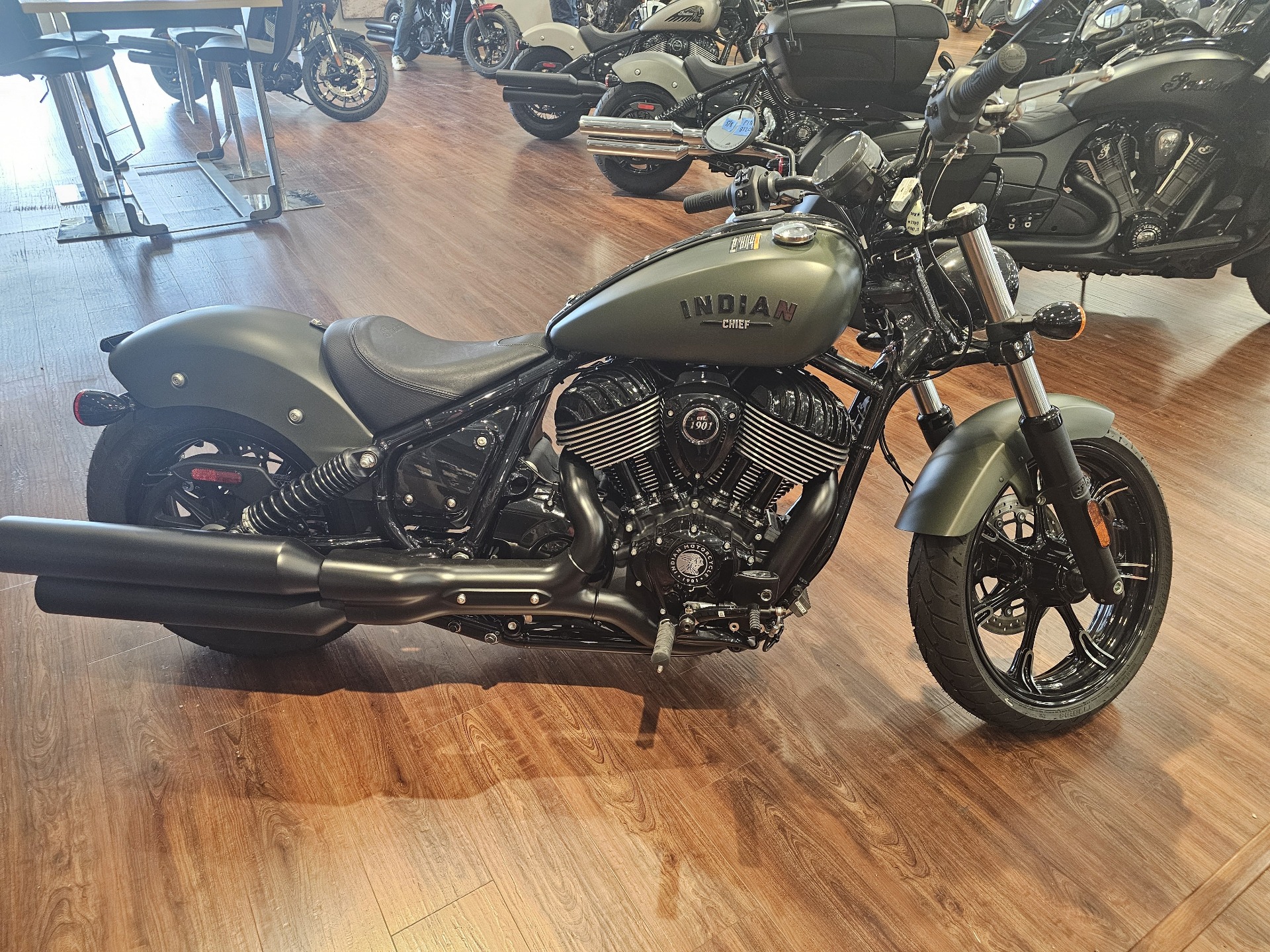 2023 Indian Motorcycle Chief Dark Horse in Bettendorf, Iowa - Photo 3