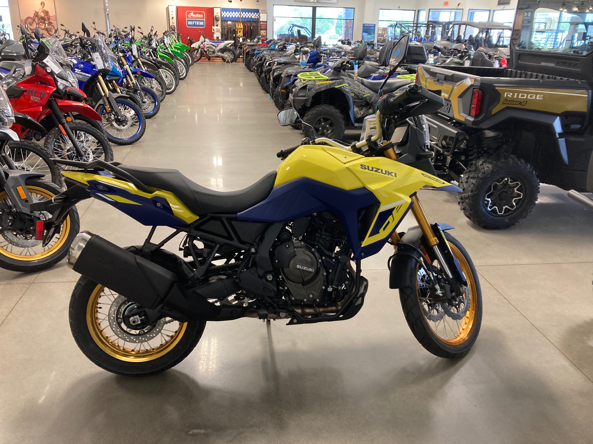 2023 Suzuki V-Strom 800DE in Bettendorf, Iowa - Photo 1