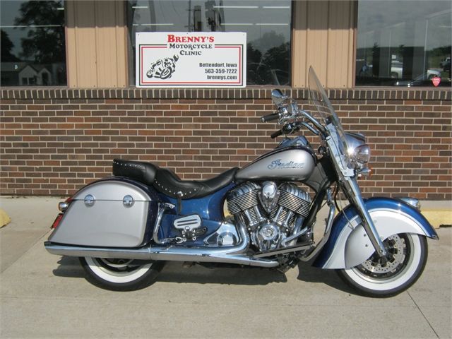 2017 Indian Motorcycle Springfield Sapphire Blue over Star Silver in Bettendorf, Iowa - Photo 1