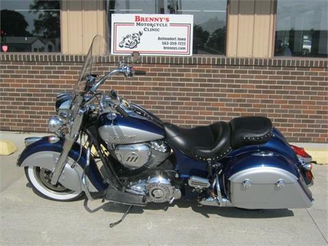 2017 Indian Motorcycle Springfield Sapphire Blue over Star Silver in Bettendorf, Iowa - Photo 16