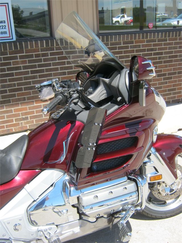 2006 Honda Gold Wing® Airbag in Bettendorf, Iowa - Photo 9