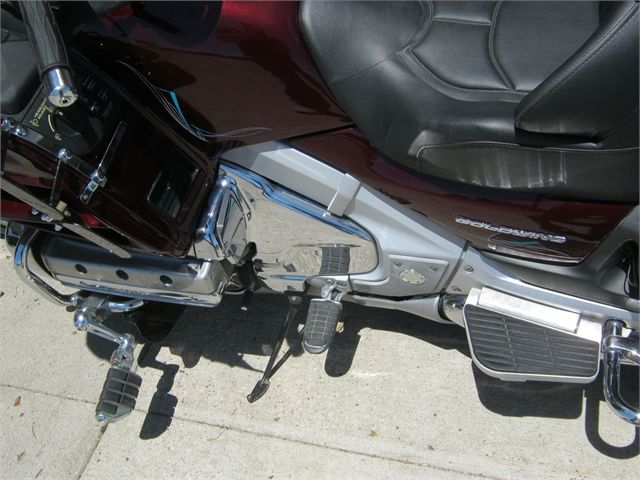 2006 Honda Gold Wing® Airbag in Bettendorf, Iowa - Photo 19