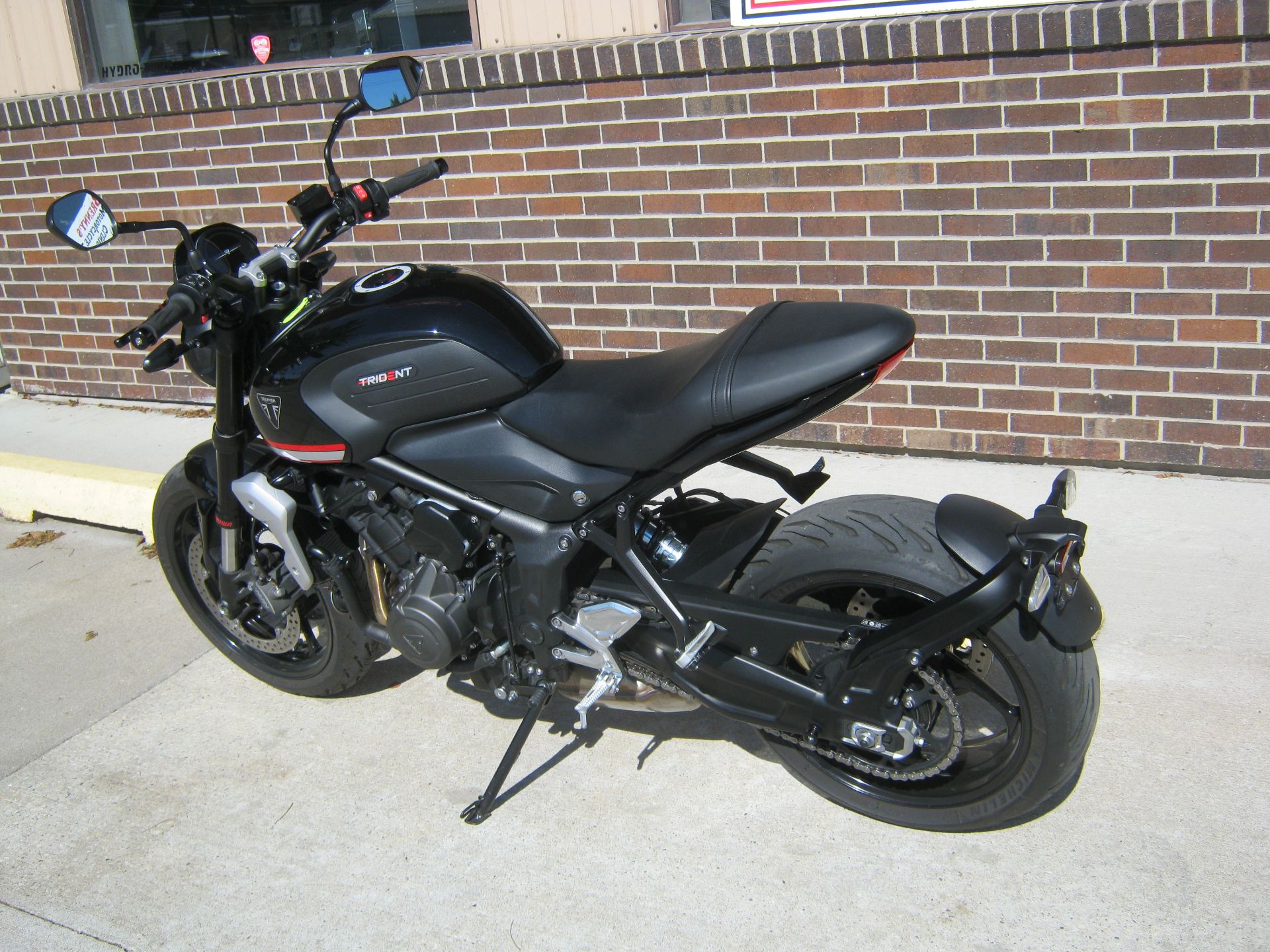 2023 Triumph Trident 660 in Bettendorf, Iowa - Photo 7