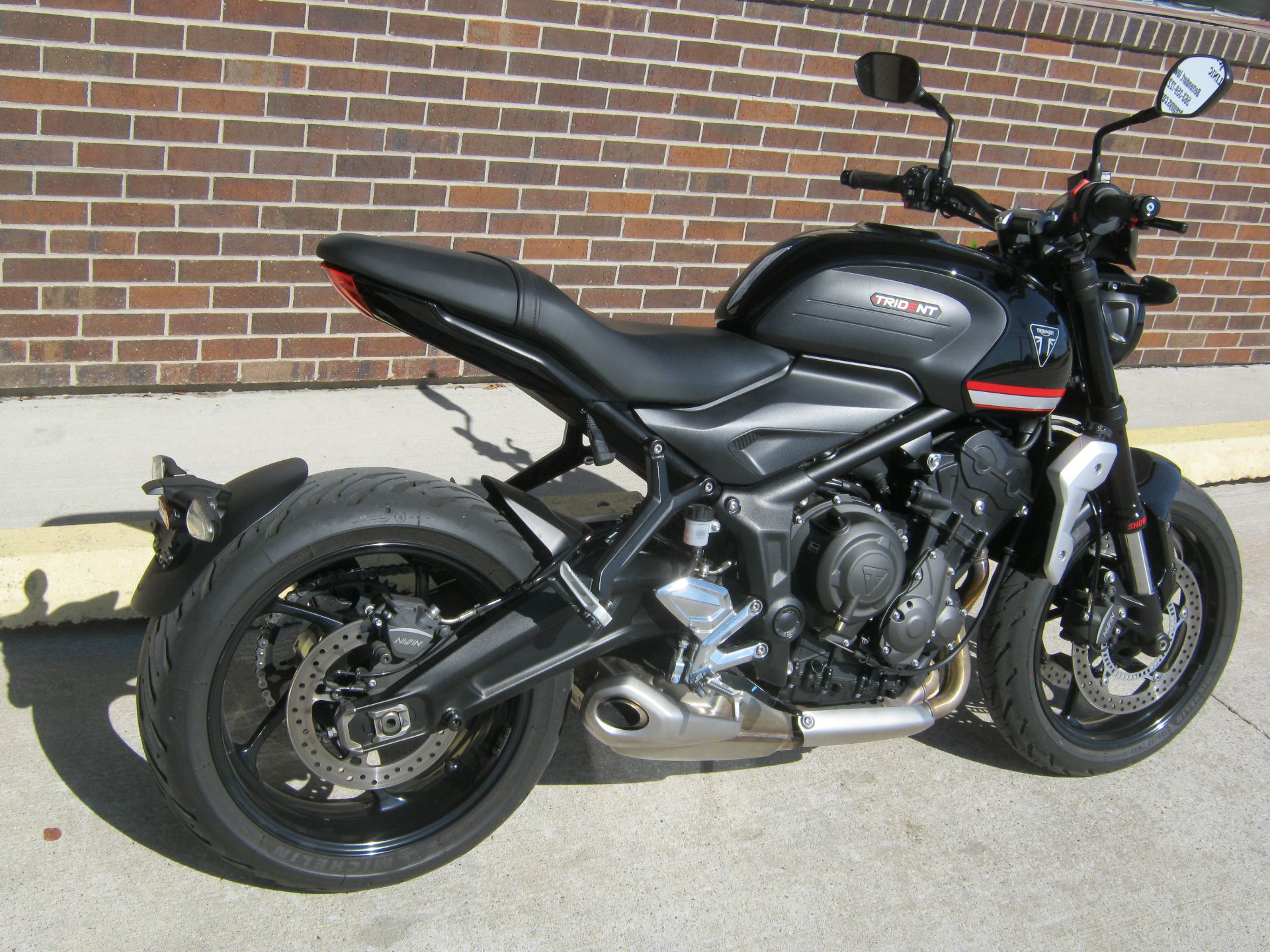 2023 Triumph Trident 660 in Bettendorf, Iowa - Photo 18