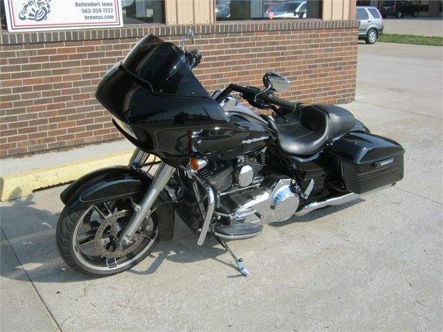 2015 Harley-Davidson Road Glide® Special in Bettendorf, Iowa - Photo 2