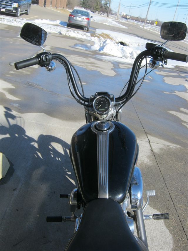 2009 Harley-Davidson XL1200C - Sportster Custom in Bettendorf, Iowa - Photo 4