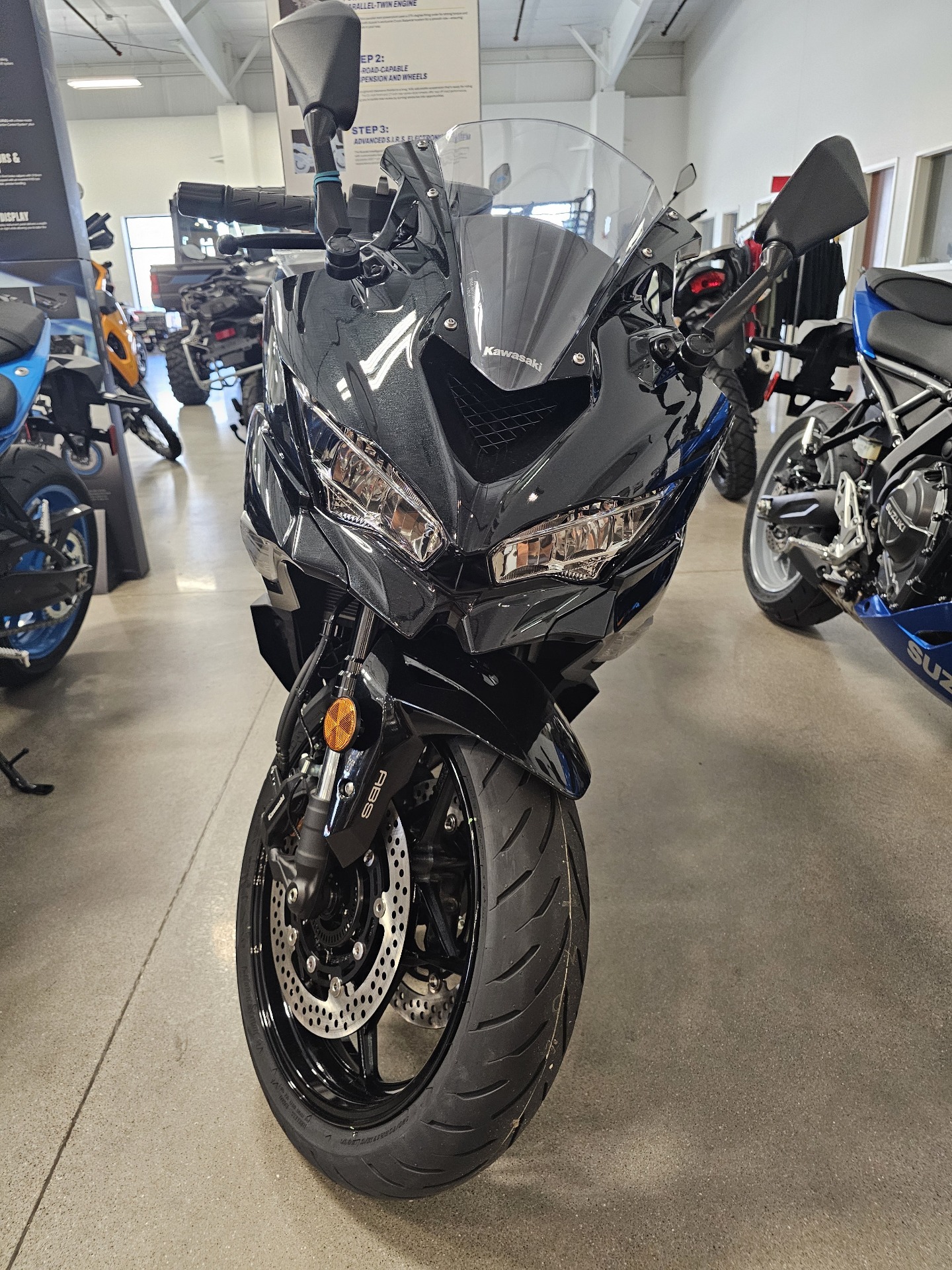 2024 Kawasaki Ninja ZX-4R ABS in Bettendorf, Iowa - Photo 4