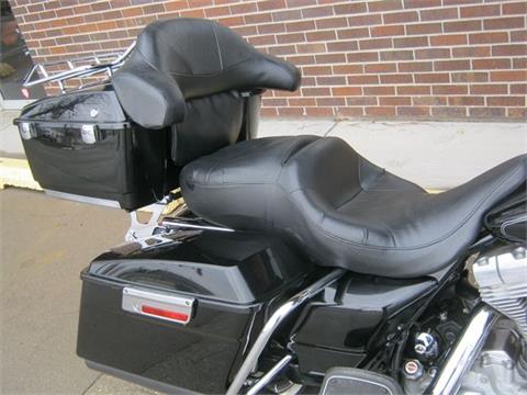 2007 Harley-Davidson FLHTCU Ultra Classic® Electra Glide® Patriot Special Edition in Bettendorf, Iowa - Photo 2