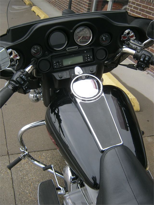 2007 Harley-Davidson FLHTCU Ultra Classic® Electra Glide® Patriot Special Edition in Bettendorf, Iowa - Photo 17