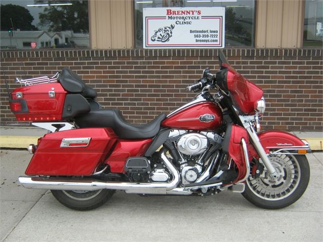 2012 Harley-Davidson Ultra Classic® Electra Glide® in Bettendorf, Iowa - Photo 1