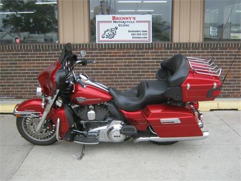 2012 Harley-Davidson Ultra Classic® Electra Glide® in Bettendorf, Iowa - Photo 2