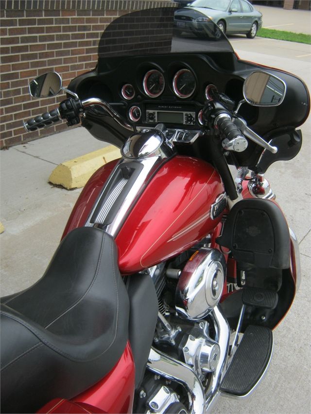 2012 Harley-Davidson Ultra Classic® Electra Glide® in Bettendorf, Iowa - Photo 12