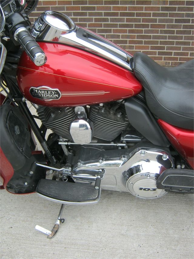 2012 Harley-Davidson Ultra Classic® Electra Glide® in Bettendorf, Iowa - Photo 19