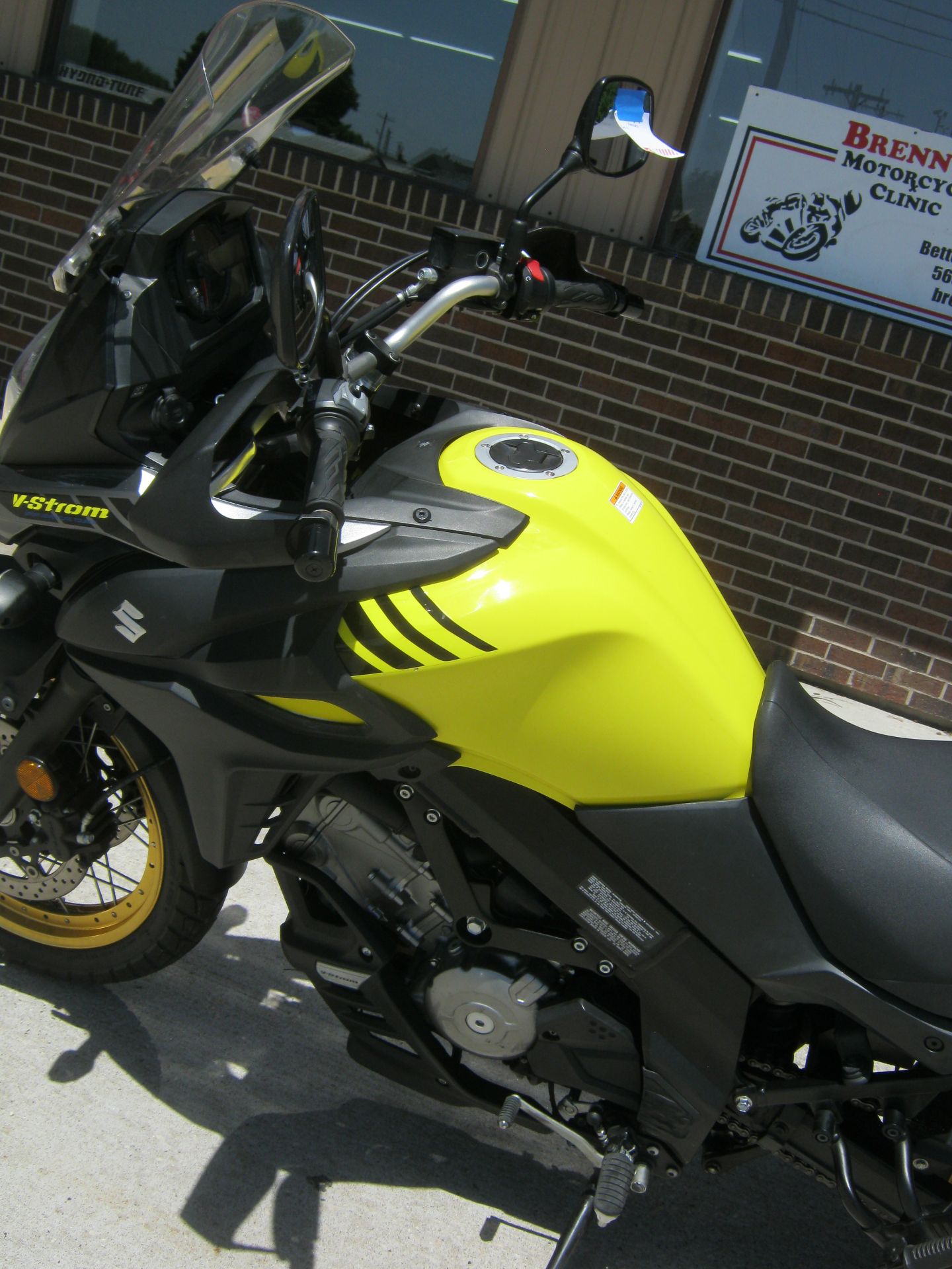 2018 Suzuki V-Strom 650XT in Bettendorf, Iowa - Photo 3