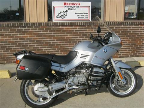 2000 BMW R1100RS in Bettendorf, Iowa - Photo 2