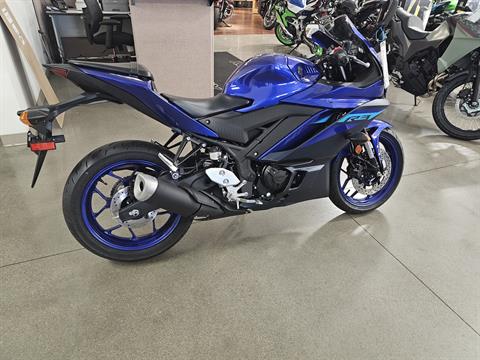 2024 Yamaha YZF-R3 in Bettendorf, Iowa - Photo 2