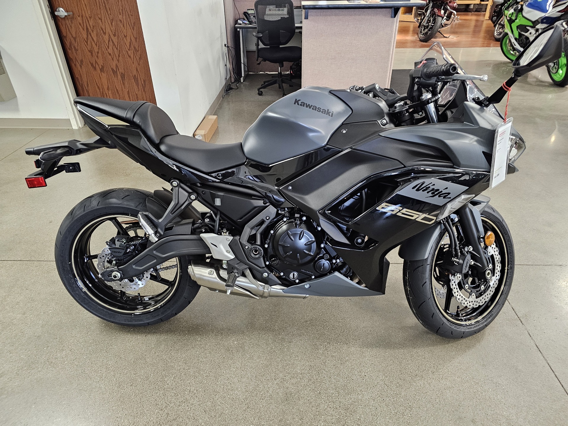 2024 Kawasaki Ninja 650 in Bettendorf, Iowa - Photo 1