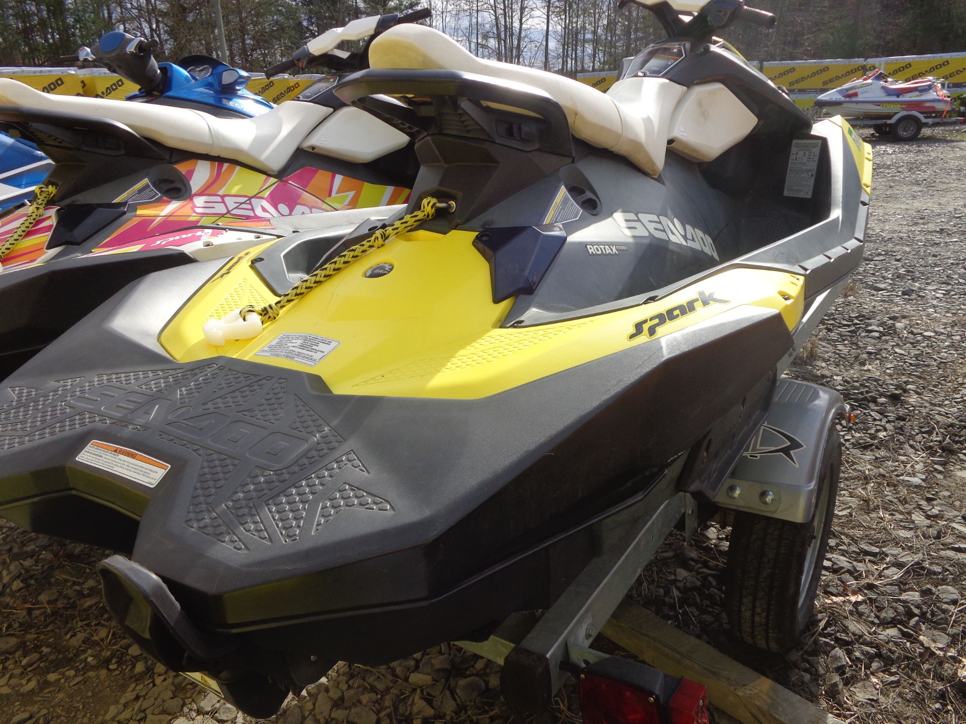 2014 Sea-Doo Spark™ 3up 900 H.O. ACE™ iBR Convenience Package in Mineral, Virginia - Photo 9