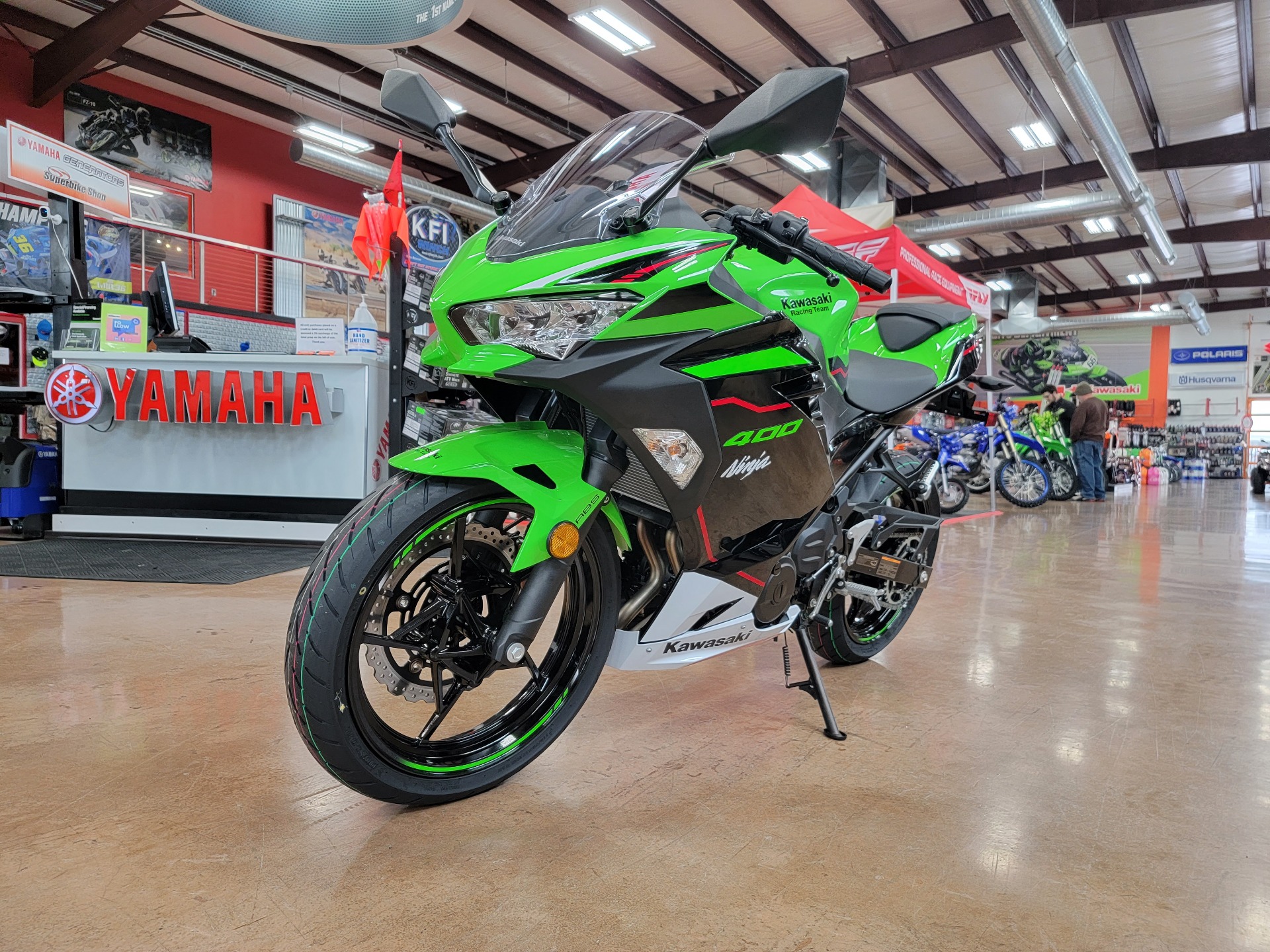 2022 Kawasaki Ninja 400 ABS KRT Edition in Evansville, Indiana - Photo 3
