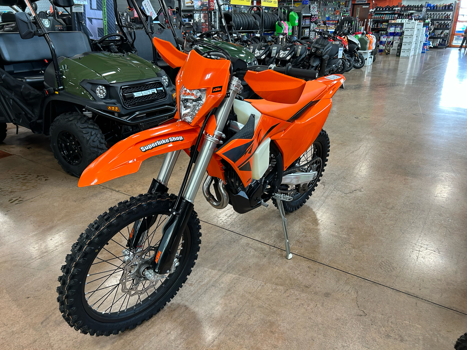 2025 KTM 450 XCF-W in Evansville, Indiana - Photo 7