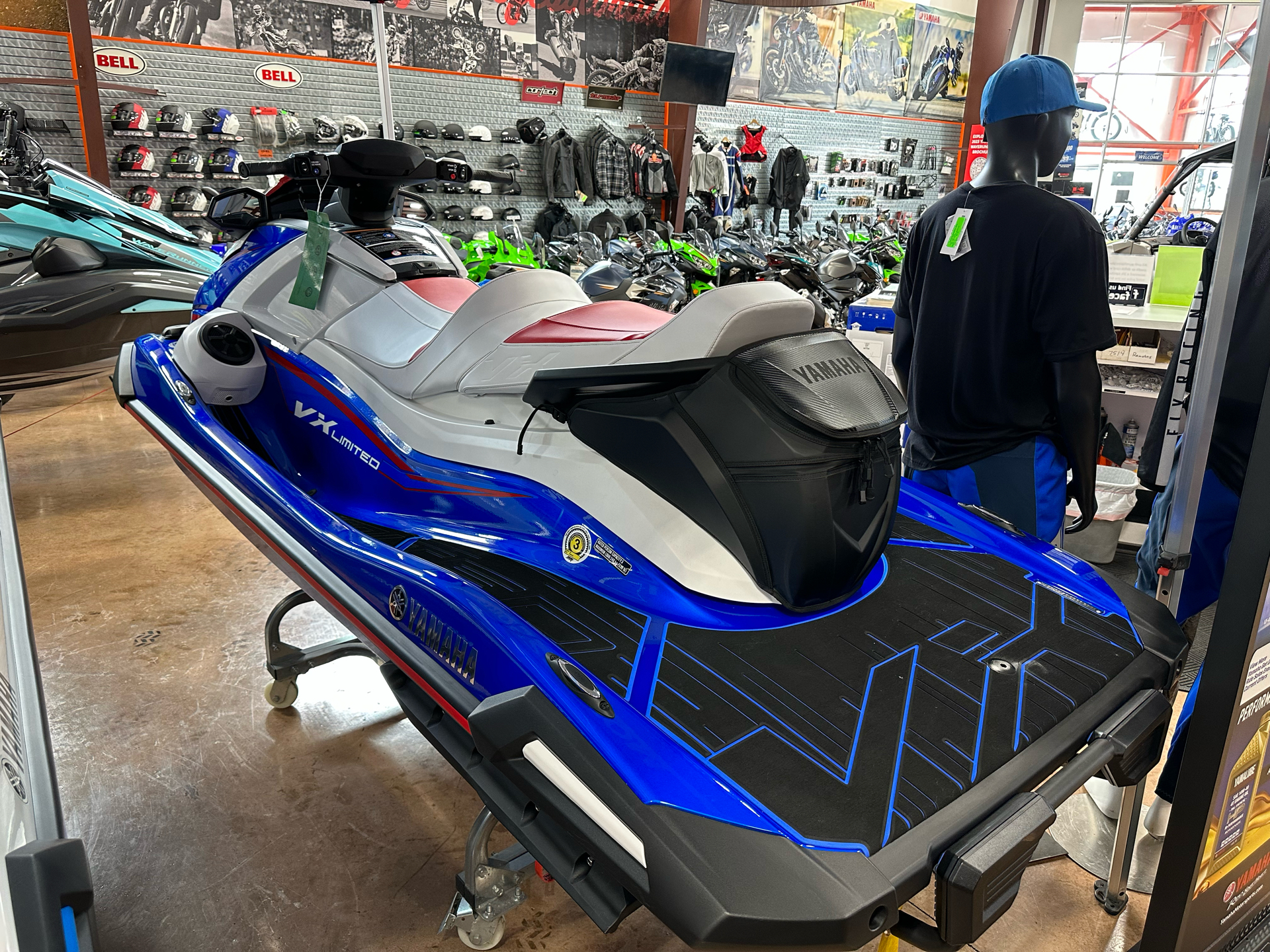 2023 Yamaha VX Limited in Evansville, Indiana - Photo 3