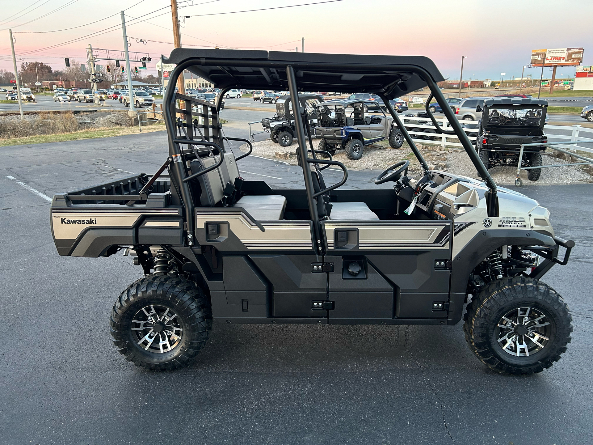 2024 Kawasaki MULE PRO-FXT 1000 LE Ranch Edition in Evansville, Indiana - Photo 5