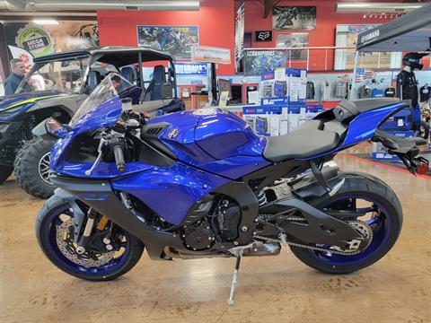 2023 Yamaha YZF-R1 in Evansville, Indiana - Photo 4