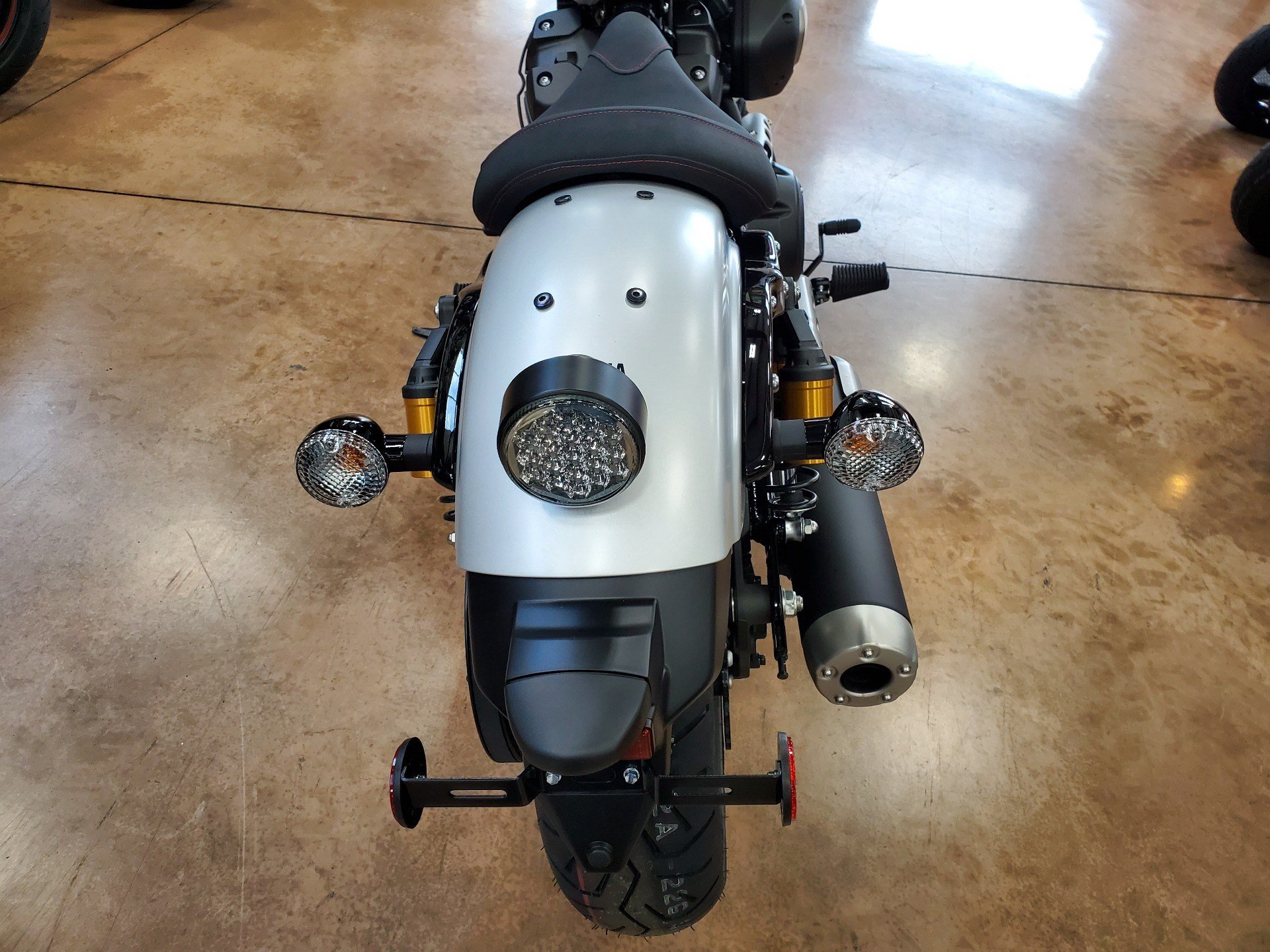 yamaha bolt fender