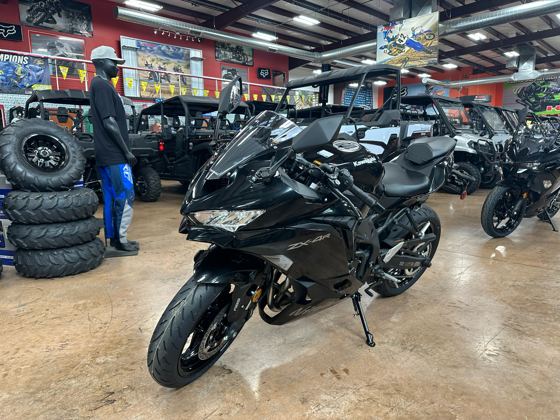 2024 Kawasaki Ninja ZX-4R ABS in Evansville, Indiana - Photo 3