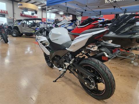 2023 Kawasaki Ninja 400 in Evansville, Indiana - Photo 4