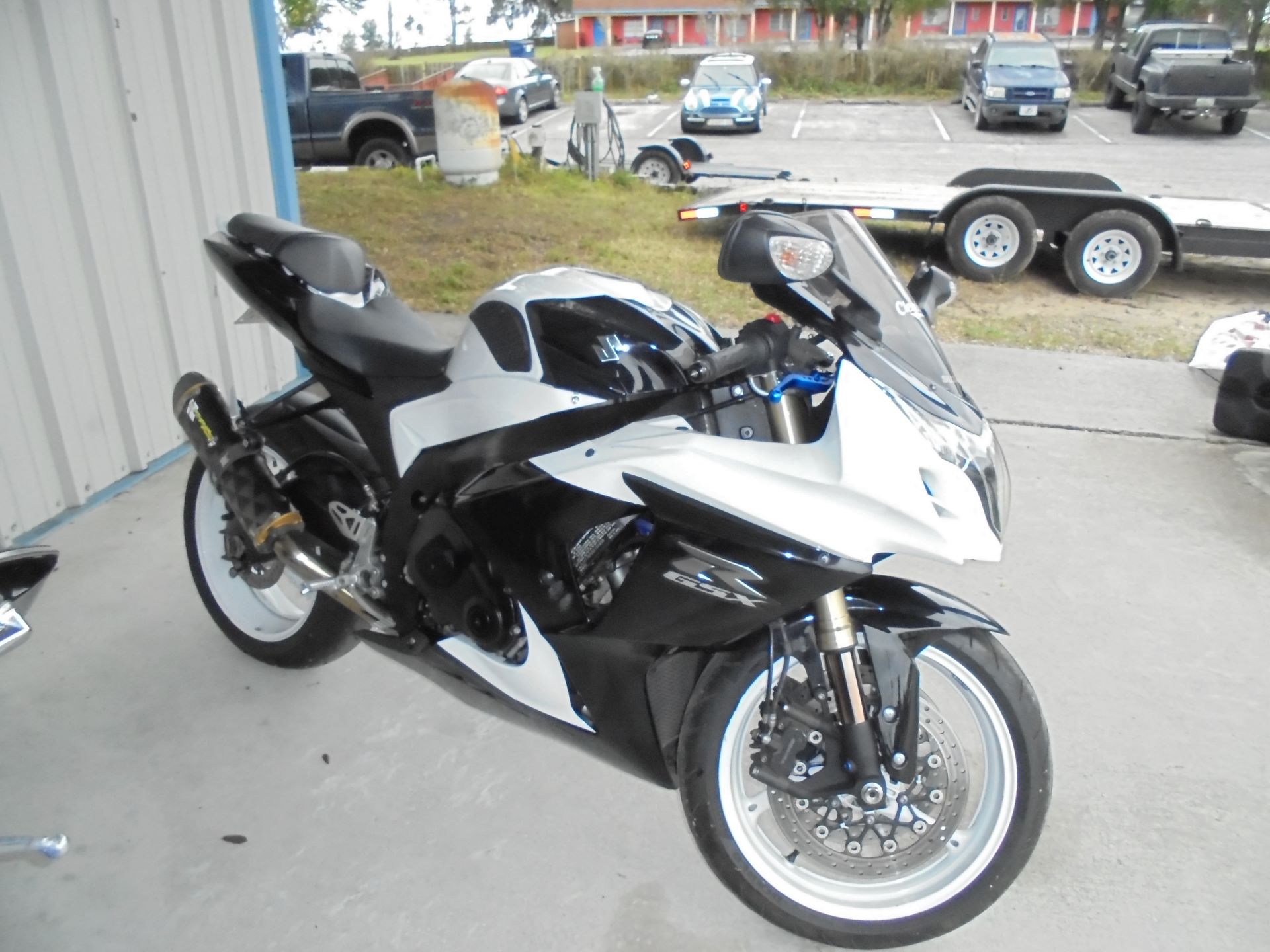 2009 Suzuki GSX-R1000 in Zephyrhills, Florida - Photo 1