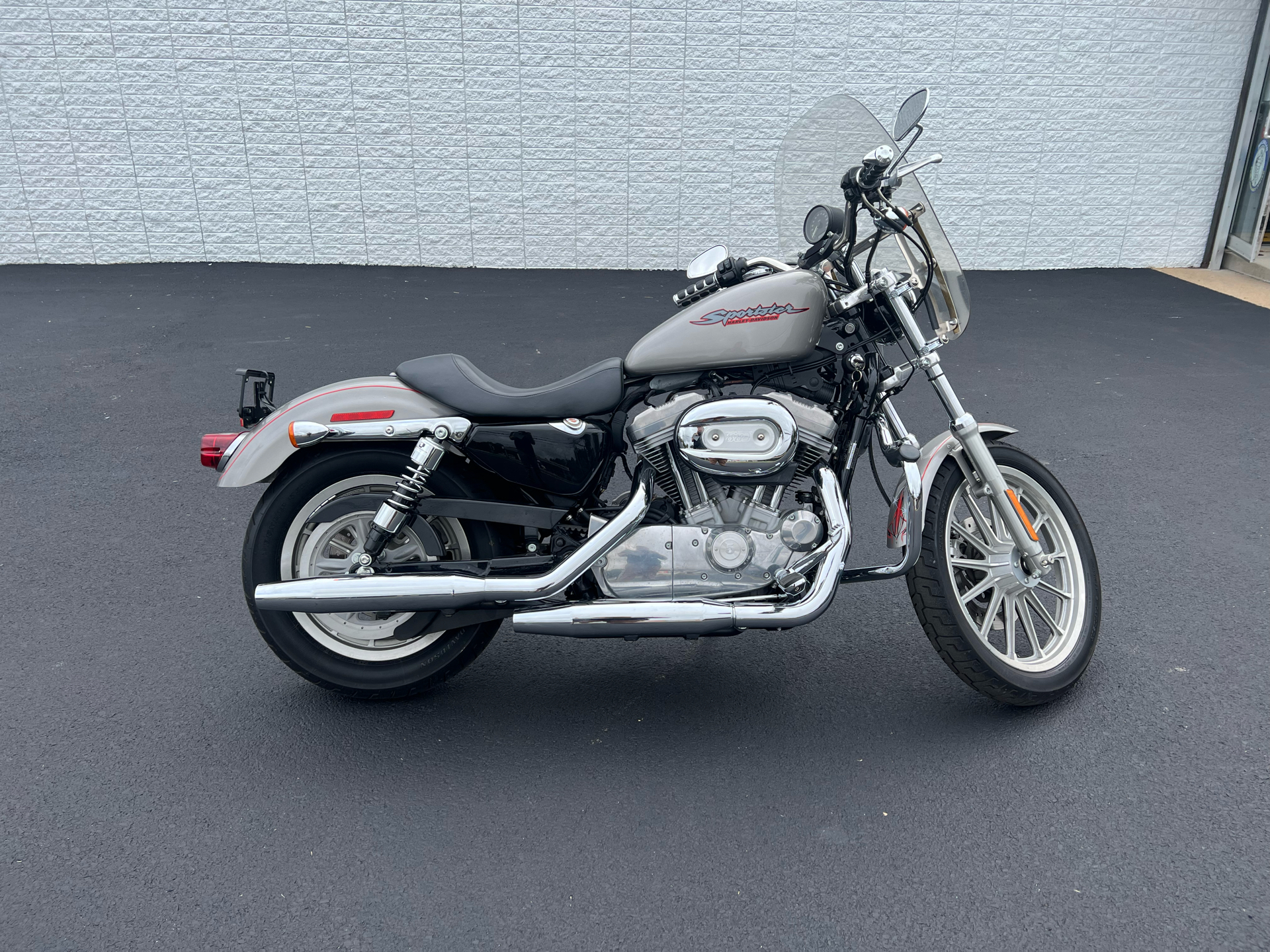 2007 Harley-Davidson Sportster® 883 Custom in Hanover, Maryland - Photo 2
