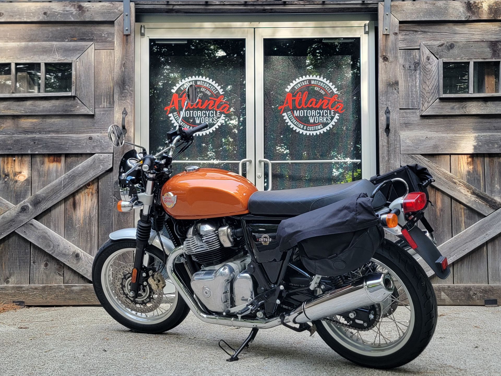 2023 Royal Enfield INT650 in Woodstock, Georgia - Photo 4