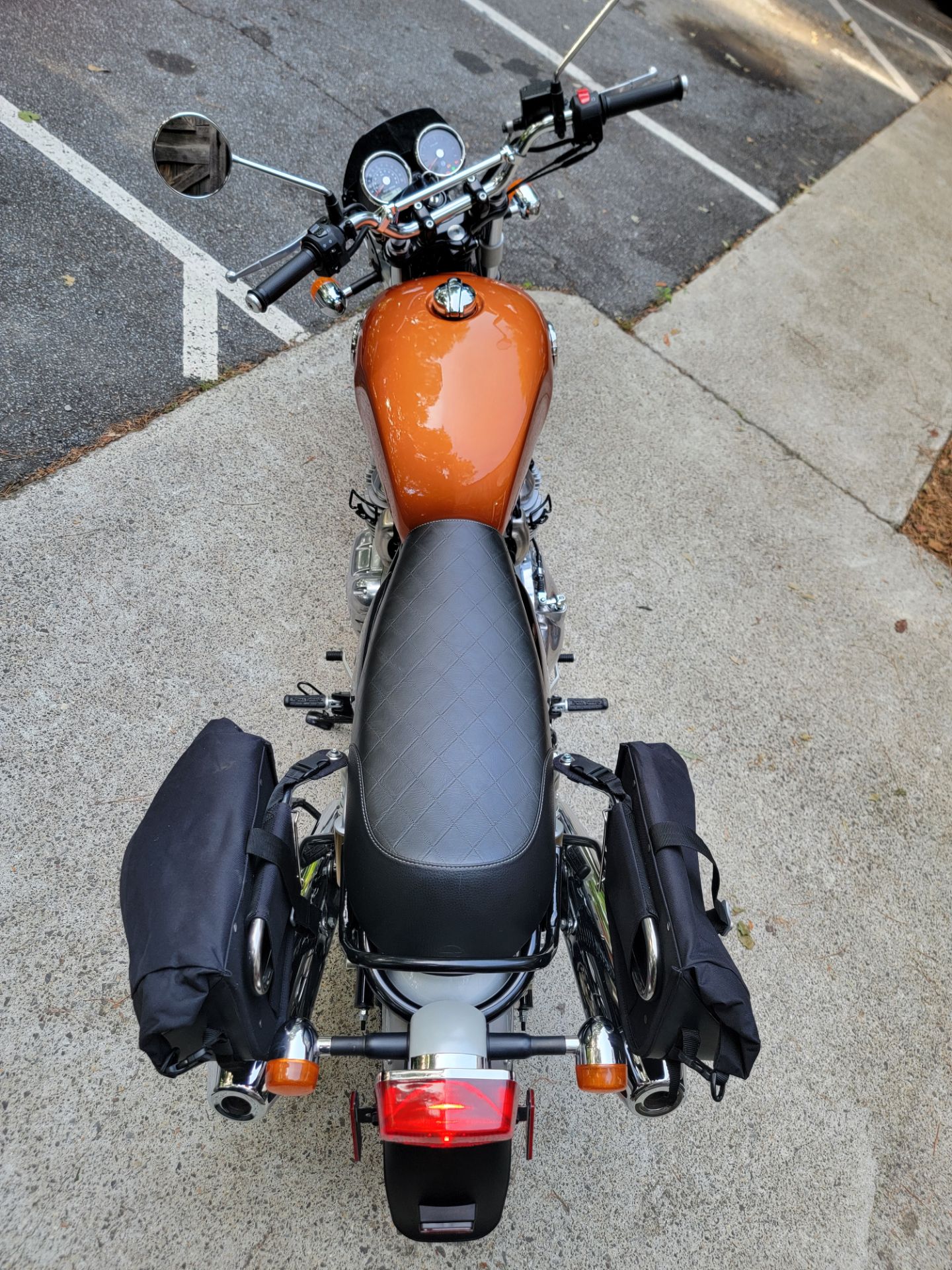 2023 Royal Enfield INT650 in Woodstock, Georgia - Photo 9