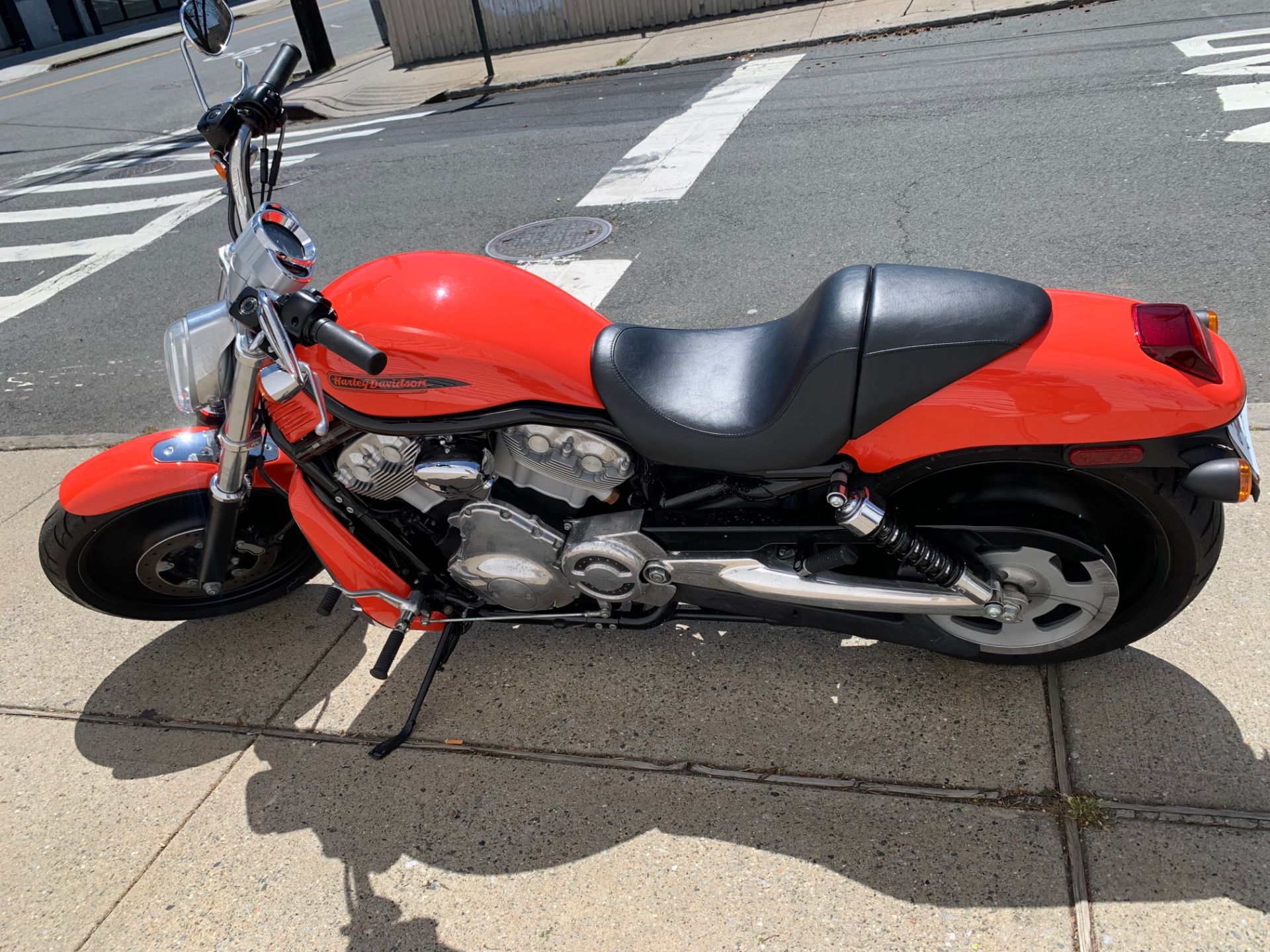 2004 Harley-Davidson VRSCB V-Rod® in Staten Island, New York - Photo 3