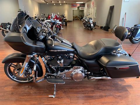 2017 Harley-Davidson Road Glide® Special in Staten Island, New York - Photo 3