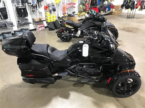 2021 Can-Am Spyder F3 Limited in Eugene, Oregon - Photo 2