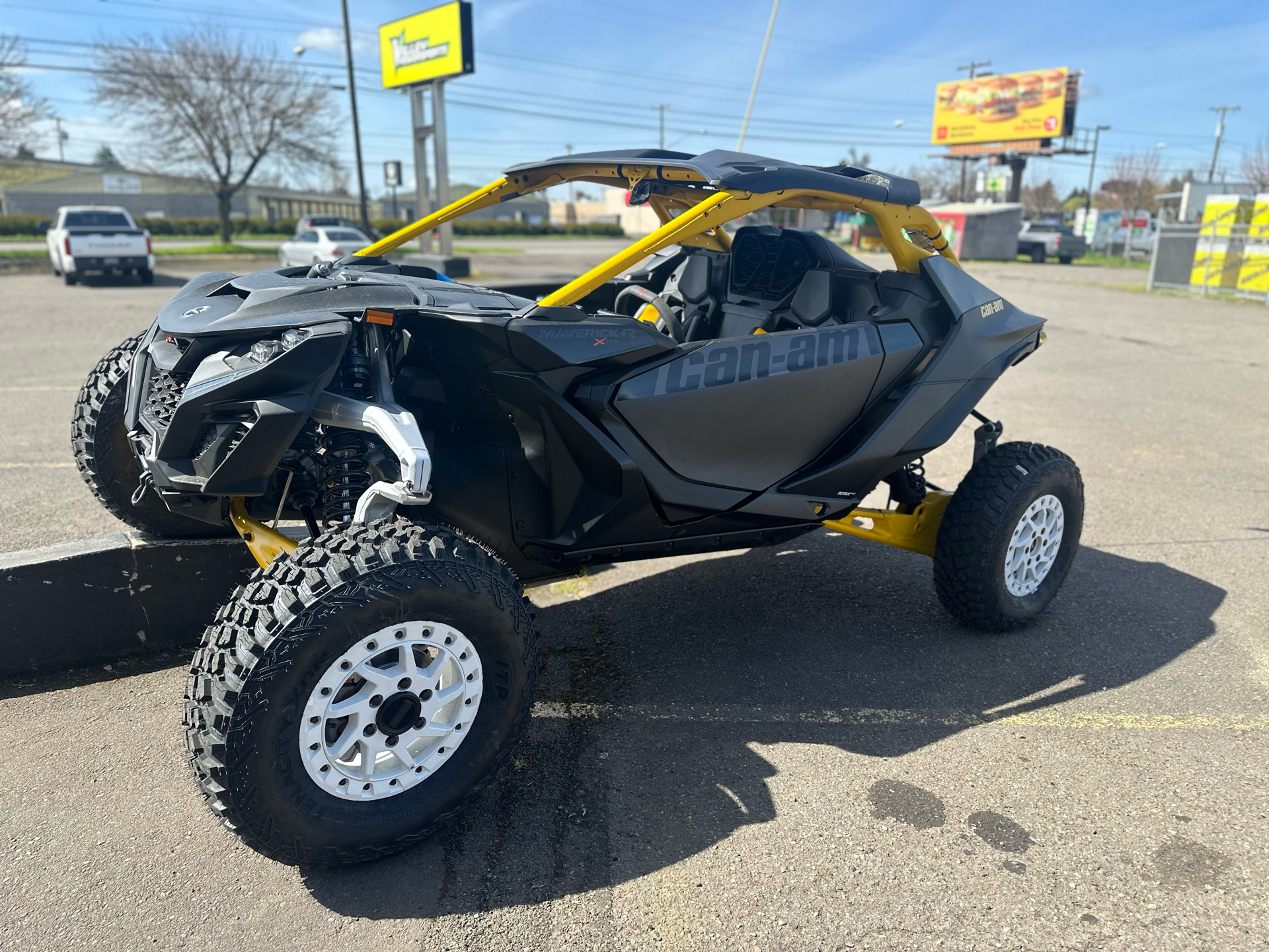 2024 Can-Am Maverick R X RS in Eugene, Oregon - Photo 3