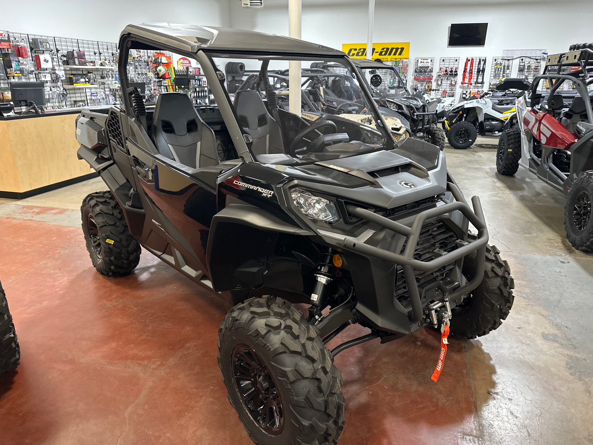 2023 Can-Am Commander XT 1000R in Eugene, Oregon - Photo 1