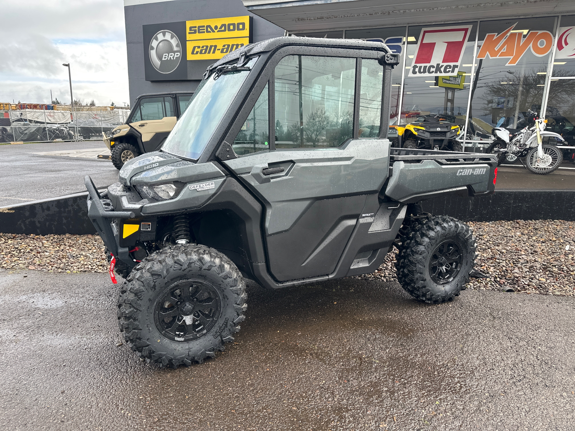 2024 Can-Am Defender Limited HD10 in Eugene, Oregon - Photo 1