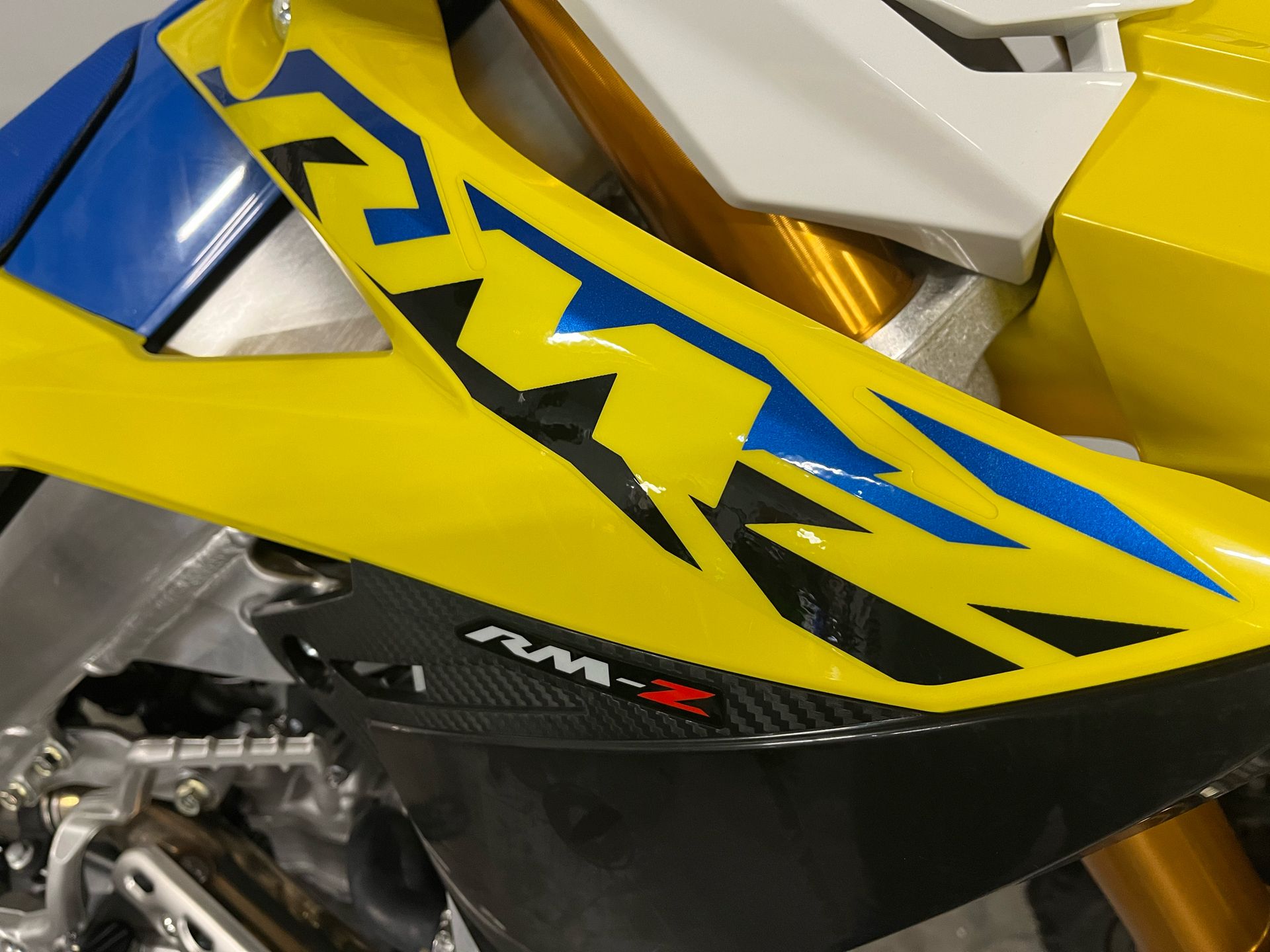 2025 Suzuki RM-Z450 in West Burlington, Iowa - Photo 3