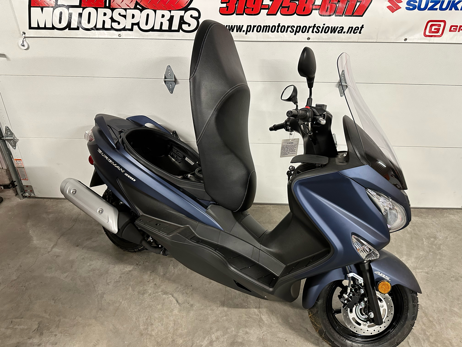 2022 Suzuki Burgman 200 in West Burlington, Iowa - Photo 3